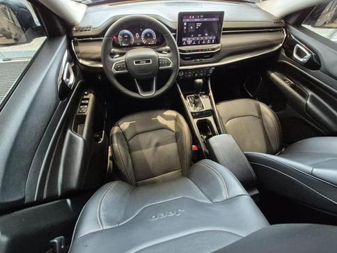 JEEP COMPASS LIMITED T270 1.3 TB 4X2 FLEX AUT