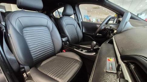 FIAT FASTBACK LIMITED ED.1.3 270 T.FLEX AUT.
