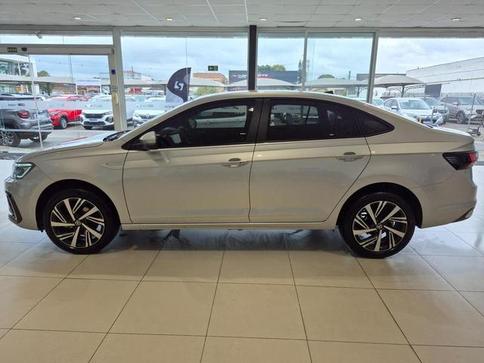 VOLKSWAGEN VIRTUS HIGHLINE 200 TSI 1.0 FLEX 12V AUT