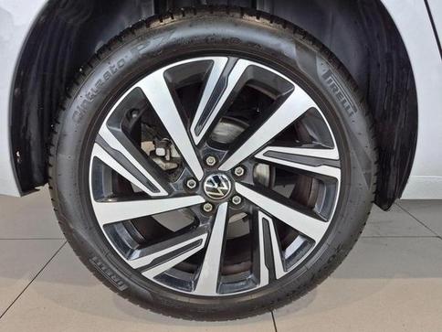 VOLKSWAGEN VIRTUS HIGHLINE 200 TSI 1.0 FLEX 12V AUT