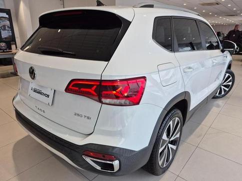 VOLKSWAGEN TAOS 1.4 250 TSI HIGHLINE