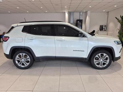 JEEP COMPASS LONG. T270 1.3 TB 4X2 FLEX AUT.