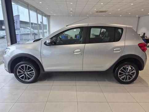 RENAULT SANDERO INTENSE 1.6 CVT X-TRONIC