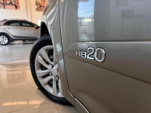HYUNDAI HB20S 1.6 COMFORT STYLE 16V FLEX 4P AUTOMATICO