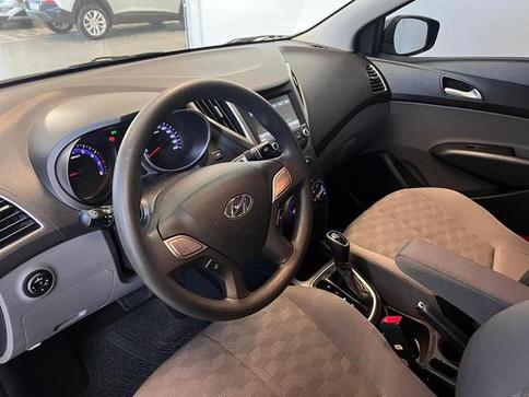 HYUNDAI HB20S 1.6 COMFORT STYLE 16V FLEX 4P AUTOMATICO