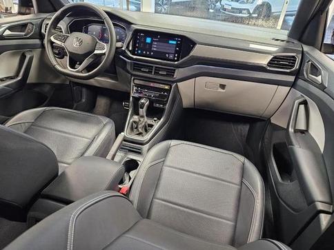 VOLKSWAGEN T CROSS HIGHLINE 250 TSI AUT