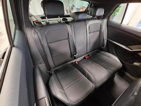 VOLKSWAGEN T CROSS HIGHLINE 250 TSI AUT