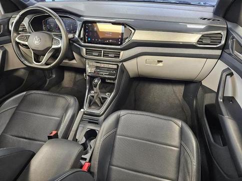 VOLKSWAGEN T CROSS HIGHLINE 250 TSI AUT