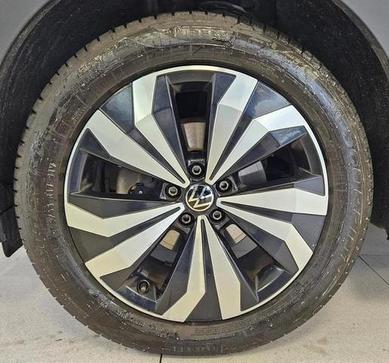 VOLKSWAGEN T CROSS HIGHLINE 250 TSI AUT