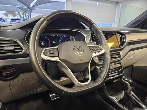 VOLKSWAGEN T CROSS HIGHLINE 250 TSI AUT