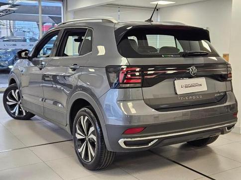 VOLKSWAGEN T CROSS HIGHLINE 250 TSI AUT