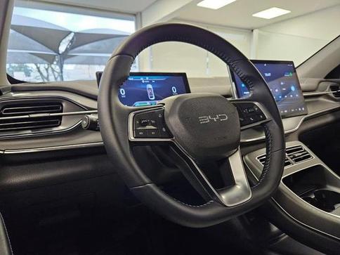 BYD KING GL 1.5 16V AUT. (HIBRIDO)