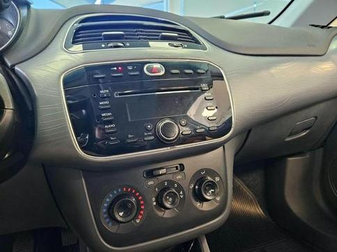 FIAT PUNTO ATTRACTIVE 1.4 FLEX MEC.