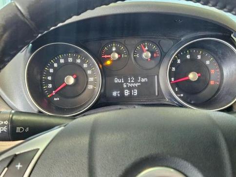 FIAT PUNTO ATTRACTIVE 1.4 FLEX MEC.