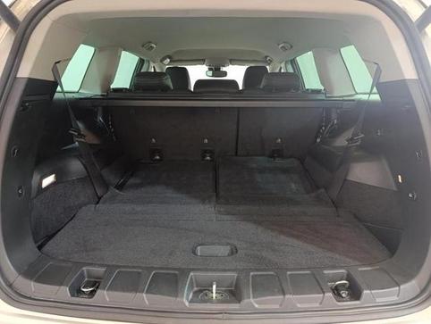 JEEP COMMANDER LIM T270