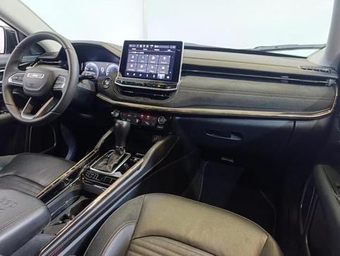 JEEP COMMANDER LIM T270