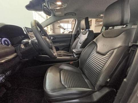 JEEP COMMANDER LIM T270