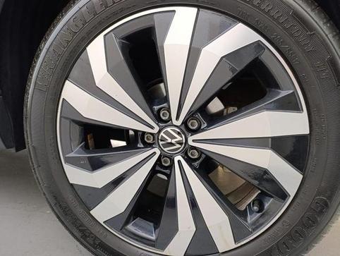 VOLKSWAGEN T CROSS HL TSI