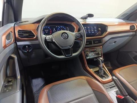 VOLKSWAGEN T CROSS CL TSI AD