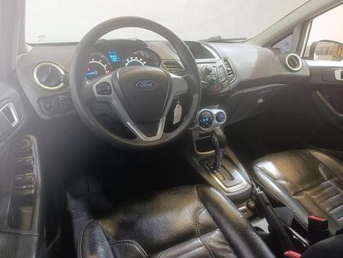 FORD FIESTA 16SEL AT
