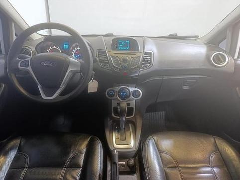 FORD FIESTA 16SEL AT