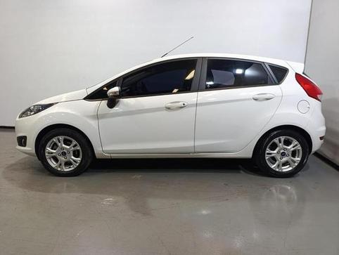 FORD FIESTA 16SEL AT