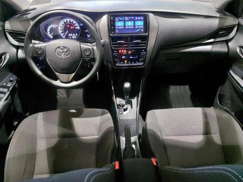 TOYOTA YARIS 1.5 16V FLEX SEDAN XL LIVE MULTIDRIVE