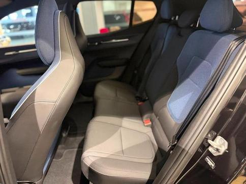 VOLVO EX30 E40 Core (El�trico)