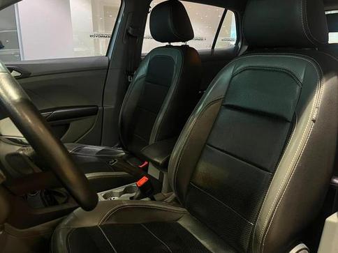 VOLKSWAGEN T CROSS 200 TSI AUT