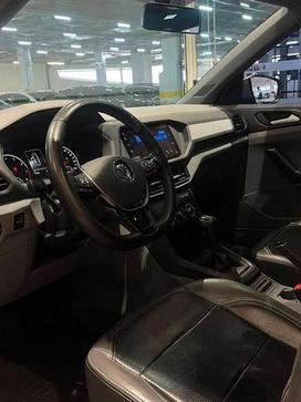 VOLKSWAGEN T CROSS 200 TSI AUT