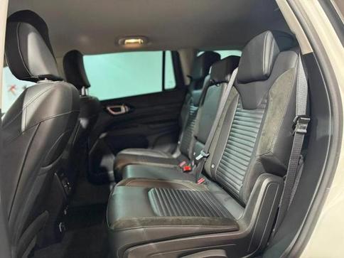 JEEP COMMANDER LIMITED T270 1.3 TB FLEX AUT