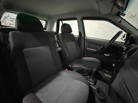 VOLKSWAGEN Gol  (novo) 1.0 Mi Total Flex 8V 4p