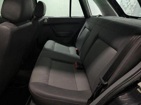 VOLKSWAGEN Gol  (novo) 1.0 Mi Total Flex 8V 4p