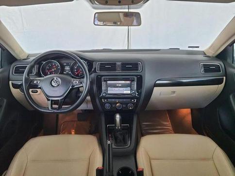 VOLKSWAGEN JETTA HIGHLINE TSI 2.0 211CV