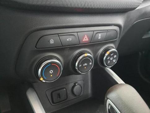 CHEVROLET ONIX PLUS 1.0 TURBO LTZ AT SEDAN