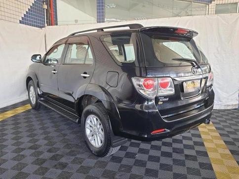 TOYOTA HILUX SW4 SRV 4X4