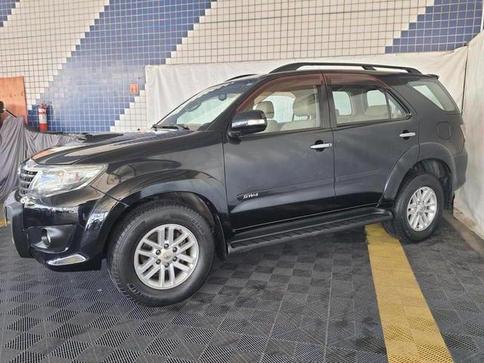 TOYOTA HILUX SW4 SRV 4X4