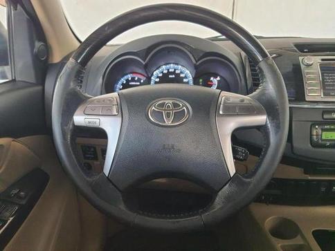 TOYOTA HILUX SW4 SRV 4X4