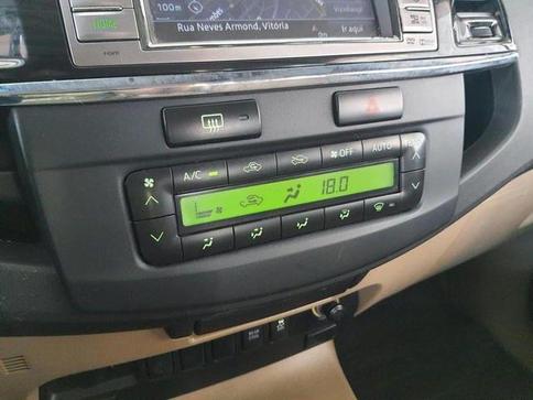 TOYOTA HILUX SW4 SRV 4X4
