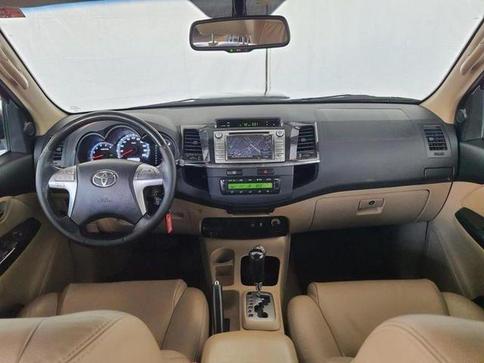TOYOTA HILUX SW4 SRV 4X4