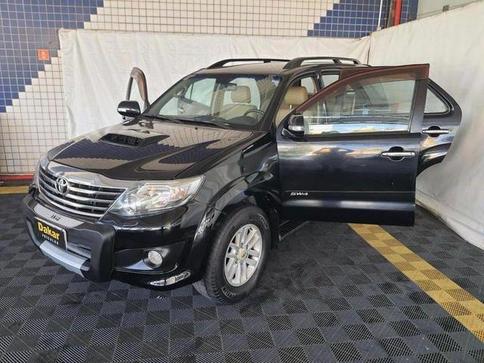 TOYOTA HILUX SW4 SRV 4X4