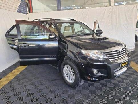TOYOTA HILUX SW4 SRV 4X4