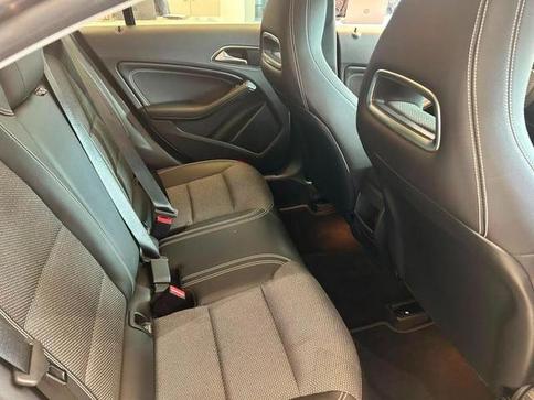 MERCEDES-BENZ CLA 180 122CV