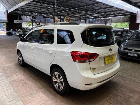 CHEVROLET SPIN 18L AT PREMIER
