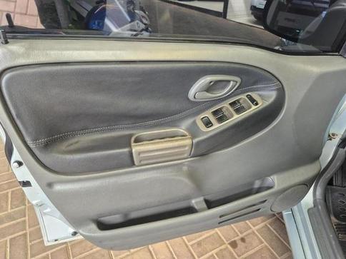 CHEVROLET TRACKER 4X4 2.0 8V 4P