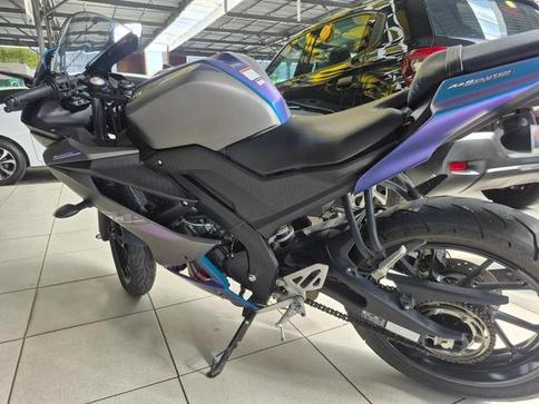 YAMAHA YZF R15  ABS