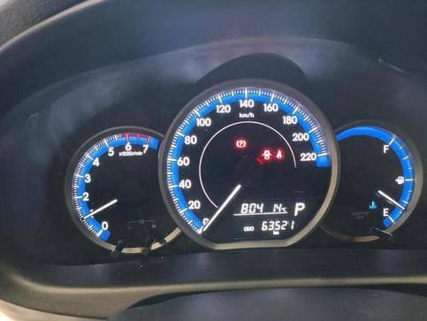 TOYOTA YARIS SA PLSCNT