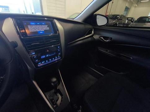TOYOTA YARIS SA PLSCNT