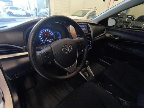 TOYOTA YARIS SA PLSCNT