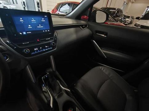 TOYOTA CCROSS XRE 20